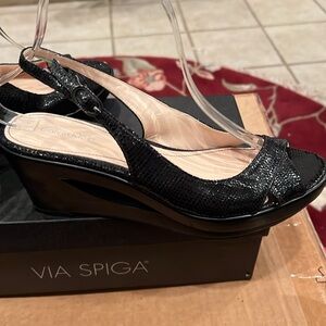 Calvin Klein Rosaria Wedge in Black Glossy Lizard Leather Sz 7 1/2 Women’s